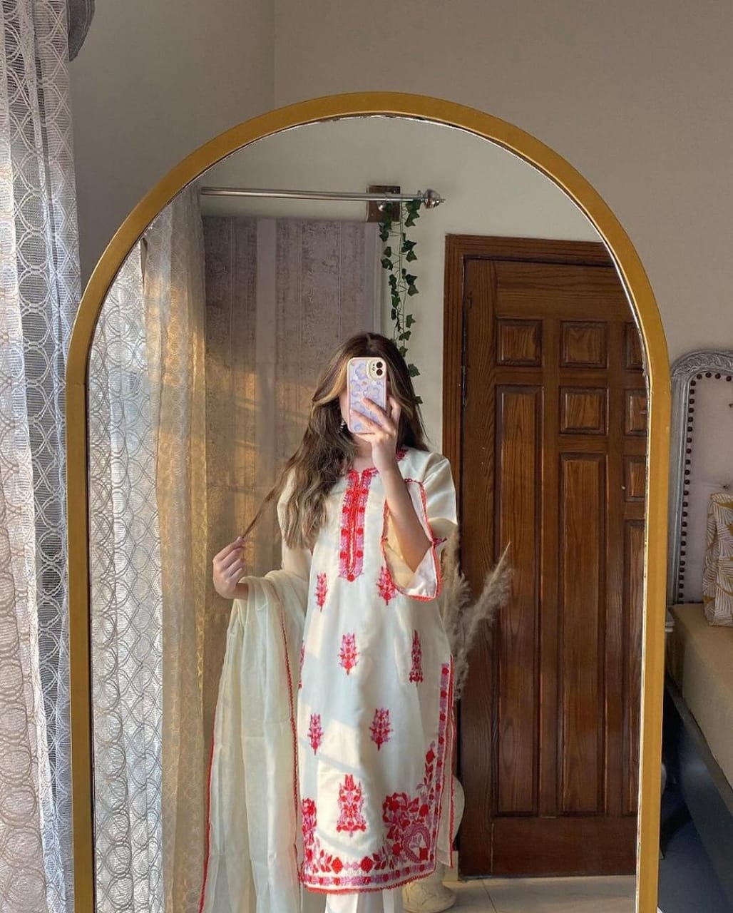 "Elegant 3-Piece Organza Malai Ensemble with Heavy Embroidery β¨π"