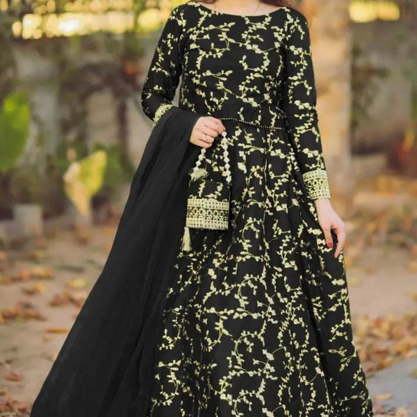 New 4pc Maxi With Potli
